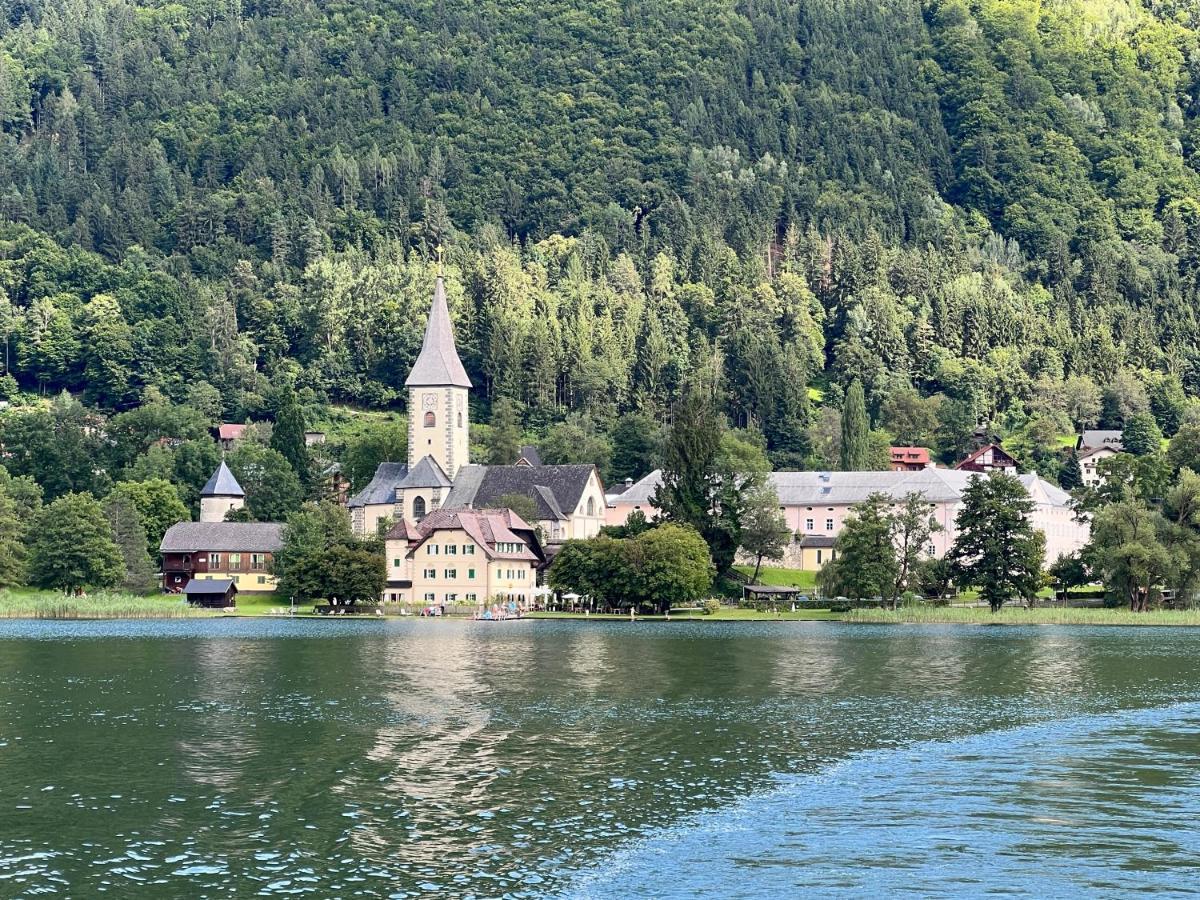 Ferienwohnung Mit Seeblick - Ossiacher See Gerlitzen 사텐도르프 외부 사진