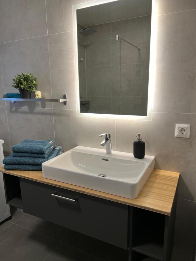 Ferienwohnung Mit Seeblick - Ossiacher See Gerlitzen 사텐도르프 외부 사진
