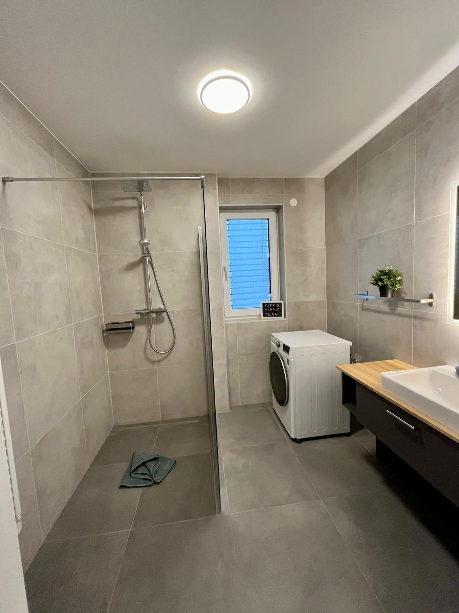 Ferienwohnung Mit Seeblick - Ossiacher See Gerlitzen 사텐도르프 외부 사진
